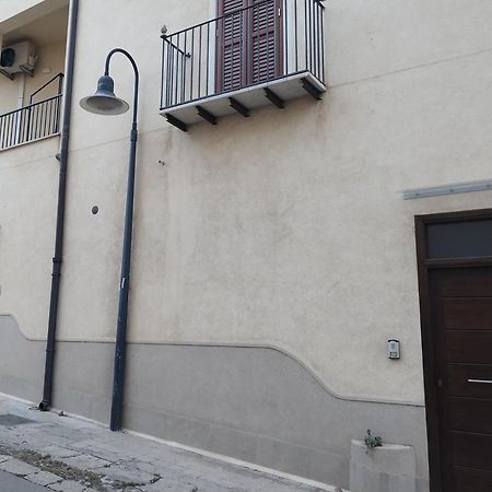 Casaulente Apartment Алкамо Екстериор снимка